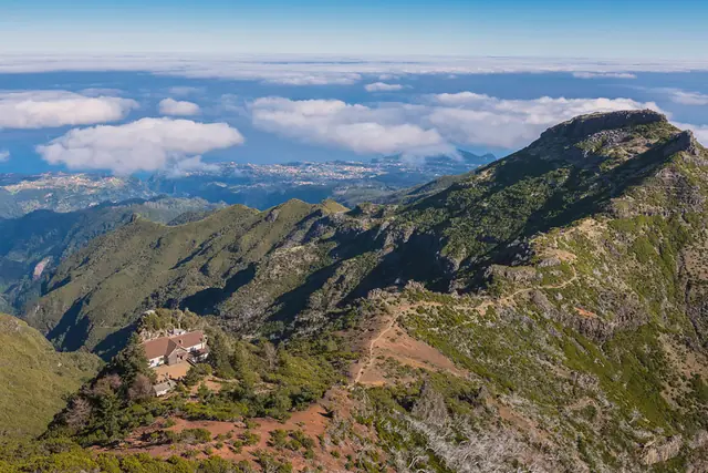 Vereda do Pico Ruivo, podejście w kierunku najwyższego szczytu Madery