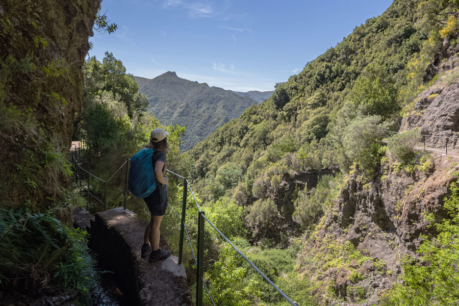 Levada da Rocha Vermelha, szlak levady w zachodniej Maderze